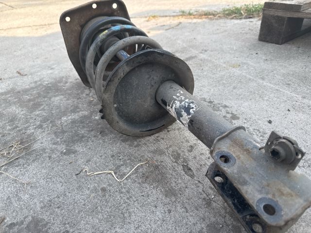 bontott CITROËN JUMPY Jobb első Gólyaláb (Lengécsillapító, Rugó)