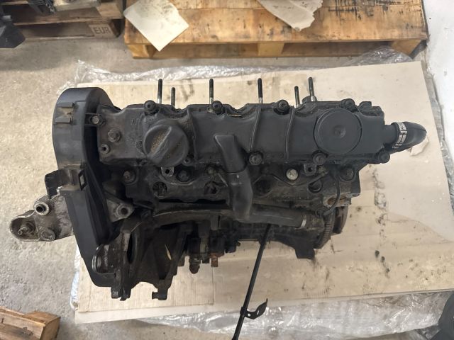 bontott CITROËN JUMPY Motor (Fűzött blokk hengerfejjel)