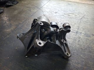 bontott CITROËN JUMPY Szervó Tartó Bak Szíjfeszítővel