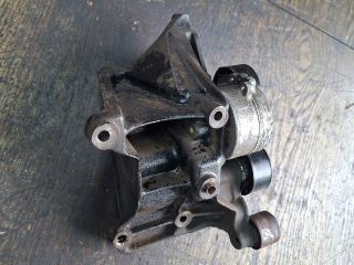 bontott CITROËN JUMPY Szervó Tartó Bak Szíjfeszítővel