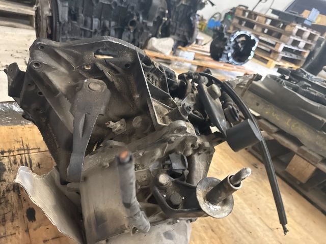 bontott CITROËN JUMPY Váltó (Mechanikus)