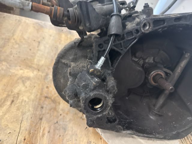 bontott CITROËN JUMPY Váltó (Mechanikus)