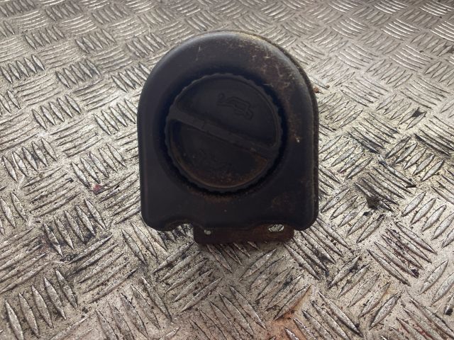 bontott CITROËN JUMPY Olajbeöntő Sapka