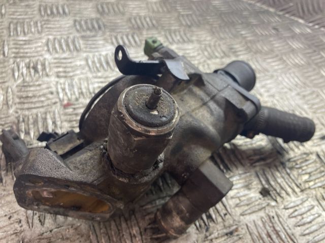 bontott CITROËN JUMPY Termosztátház
