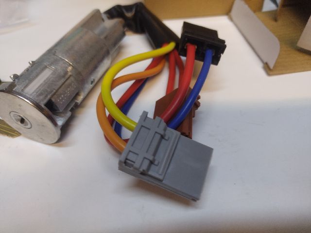 bontott CITROËN JUMPY Gyújtáskapcsoló Házzal