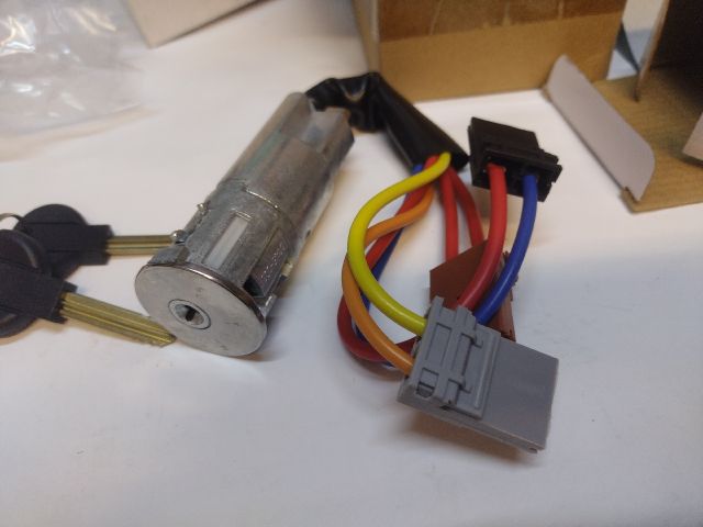 bontott CITROËN JUMPY Gyújtáskapcsoló Házzal