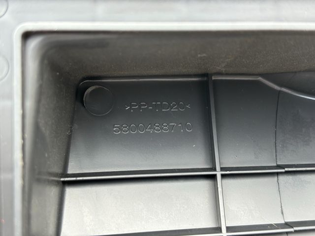 bontott CITROËN JUMPY Légszűrő Ház Fedél