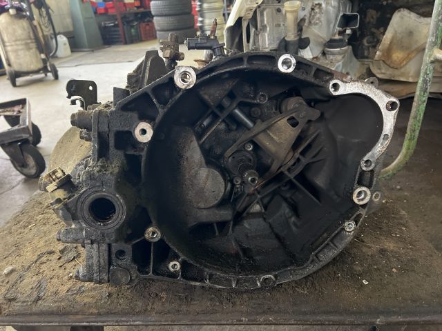 bontott CITROËN JUMPY Váltó (Mechanikus)