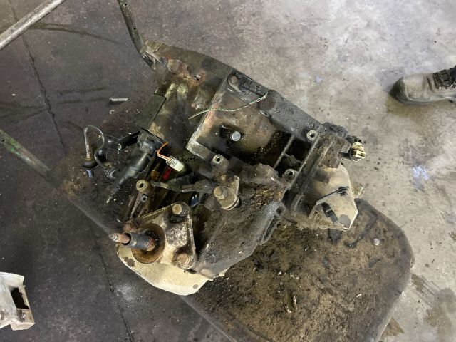 bontott CITROËN JUMPY Váltó (Mechanikus)