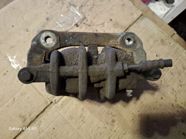 bontott CITROËN JUMPY Bal első Féknyereg Munkahengerrel