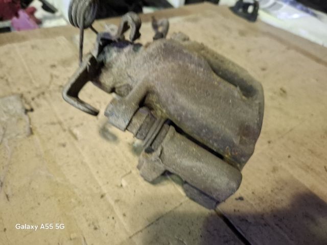 bontott CITROËN JUMPY Jobb hátsó Féknyereg Munkahengerrel