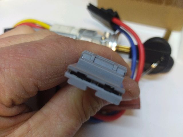 bontott CITROËN JUMPY Gyújtáskapcsoló Házzal