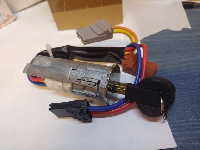 bontott CITROËN JUMPY Gyújtáskapcsoló Házzal