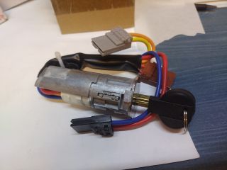 bontott CITROËN JUMPY Gyújtáskapcsoló Házzal