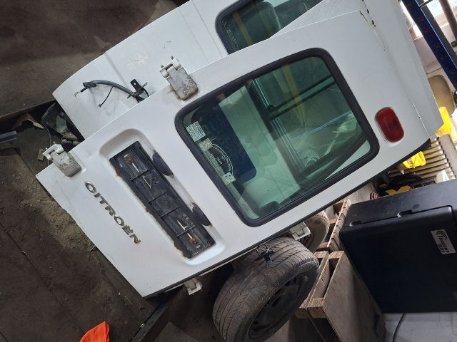 bontott CITROËN JUMPY Bal Csomagtérajtó (Részeivel)