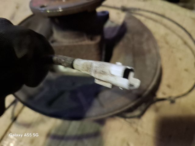 bontott CITROËN JUMPY Bal hátsó Csonkállvány Kerékaggyal