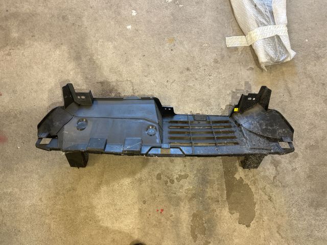 bontott CITROËN JUMPY Első Lökhárító Tartó Felső