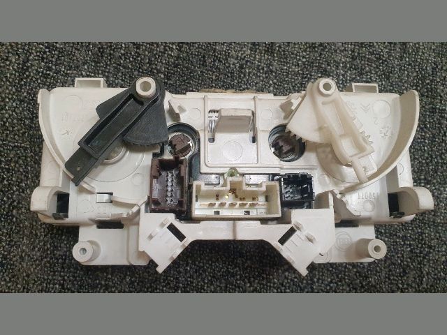 bontott CITROËN JUMPY Fűtéskapcsoló (Nem klímás)