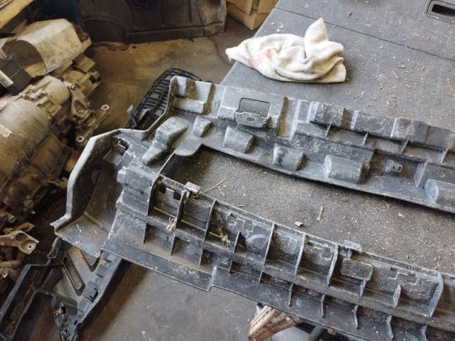 bontott CITROËN JUMPY Homlokfal Burkolat