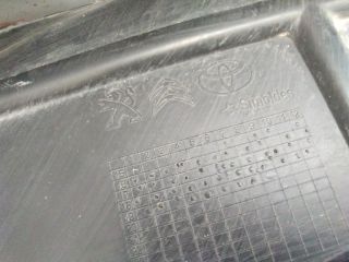 bontott CITROËN JUMPY Jobb első Dobbetét (Kerékjárati, Műanyag)