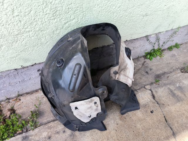 bontott CITROËN JUMPY Jobb első Dobbetét (Kerékjárati, Műanyag)