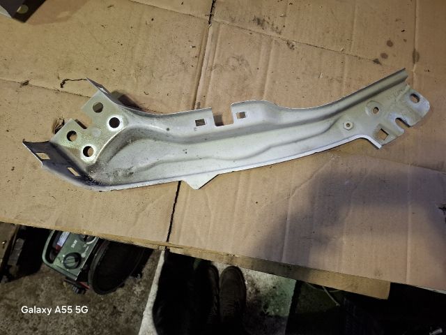 bontott CITROËN JUMPY Jobb Fényszóró Tartó