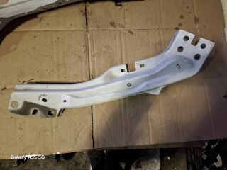 bontott CITROËN JUMPY Jobb Fényszóró Tartó