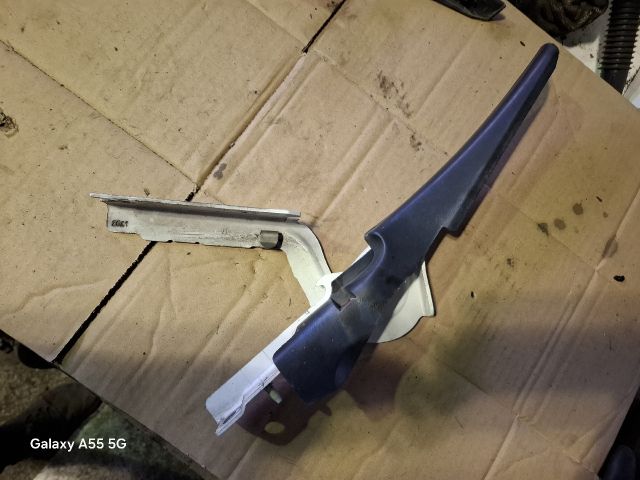 bontott CITROËN JUMPY Motorháztető Jobb Zsanér