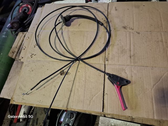 bontott CITROËN JUMPY Motorháztető Nyitó Kar / Gomb