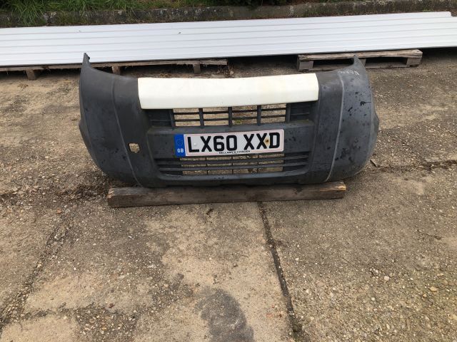 bontott CITROËN NEMO Első Lökhárító (Részeivel)