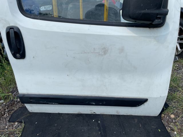 bontott CITROËN NEMO Jobb első Ajtó (Részeivel)