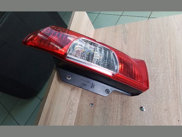 bontott CITROËN NEMO Jobb Hátsó Lámpa