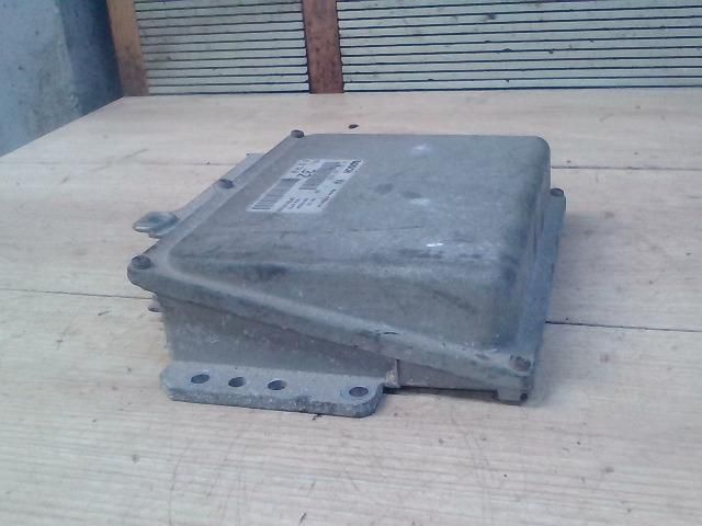 bontott CITROËN SAXO Motorvezérlő