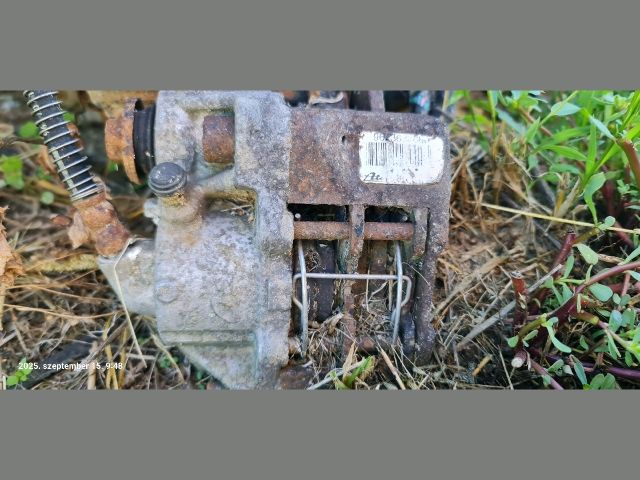 bontott CITROËN SAXO Bal első Féknyereg Munkahengerrel