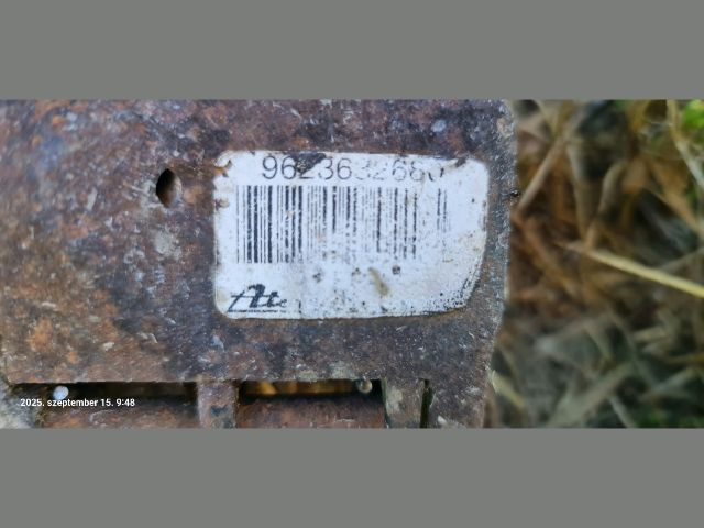 bontott CITROËN SAXO Bal első Féknyereg Munkahengerrel