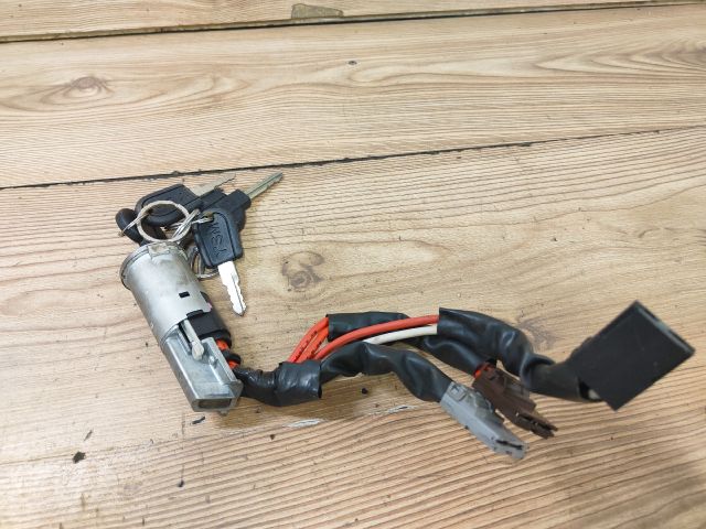 bontott CITROËN SAXO Gyújtáskapcsoló