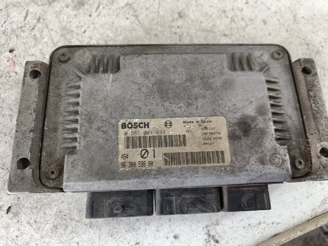 bontott CITROËN SAXO Motorvezérlő