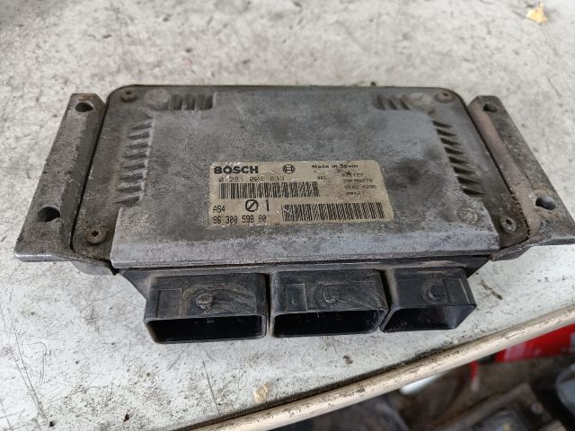 bontott CITROËN SAXO Motorvezérlő