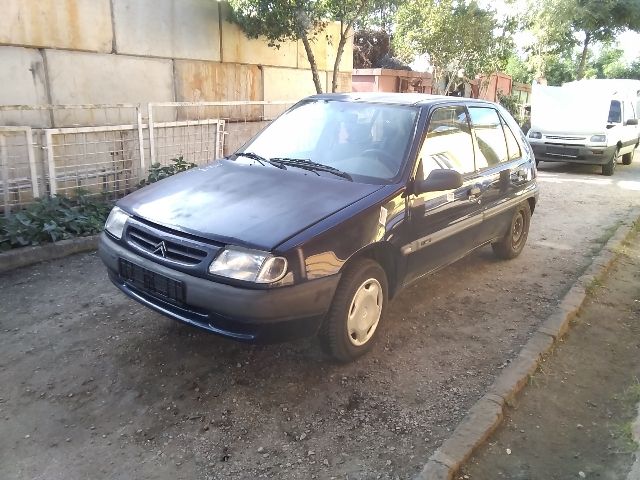 bontott CITROËN SAXO Motor (Fűzött blokk hengerfejjel)