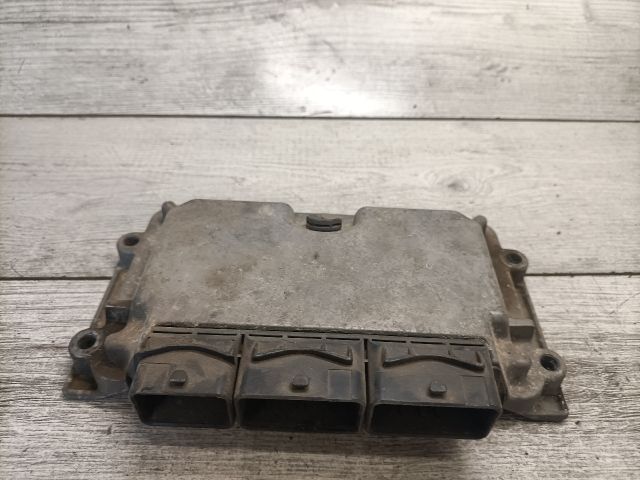 bontott CITROËN SAXO Motorvezérlő