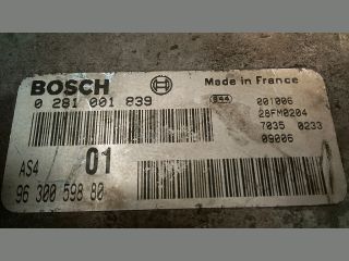 bontott CITROËN SAXO Motorvezérlő