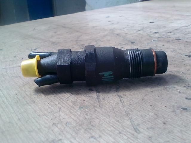 bontott CITROËN SAXO Porlasztó (1 db)