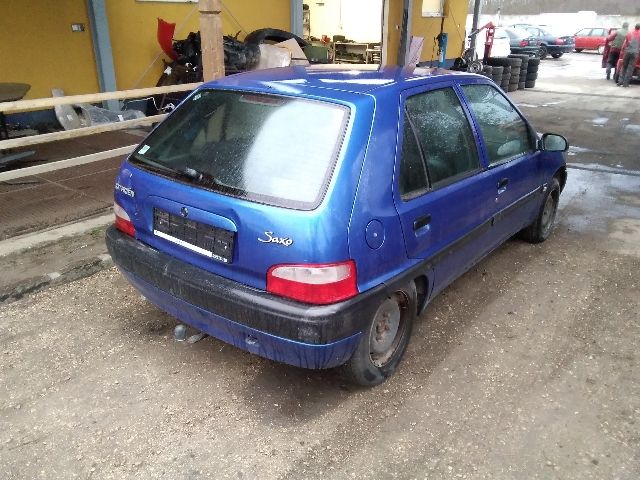 bontott CITROËN SAXO Bal első Sárvédő Irányjelző