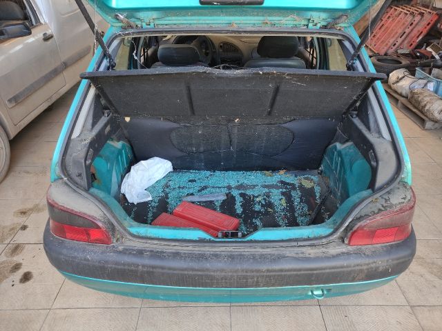 bontott CITROËN SAXO Bal Hátsó Lámpa