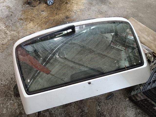 bontott CITROËN SAXO Csomagtérajtó (Részeivel)