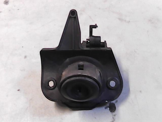 bontott CITROËN SAXO Csomagtérajtó Zárbetét