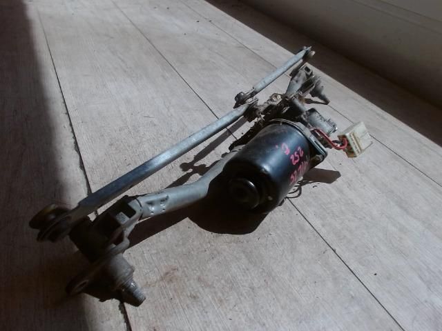 bontott CITROËN SAXO Első Ablaktörlő Szerkezet Motorral