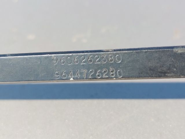 bontott CITROËN SAXO Jobb első Ablaktörlő Kar