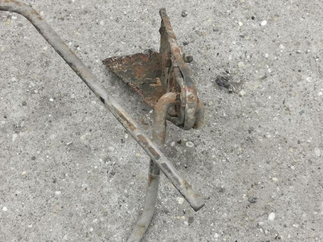 bontott CITROËN SAXO Pótkerék Tartó