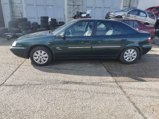 bontott CITROËN XANTIA Motor (Fűzött blokk hengerfejjel)